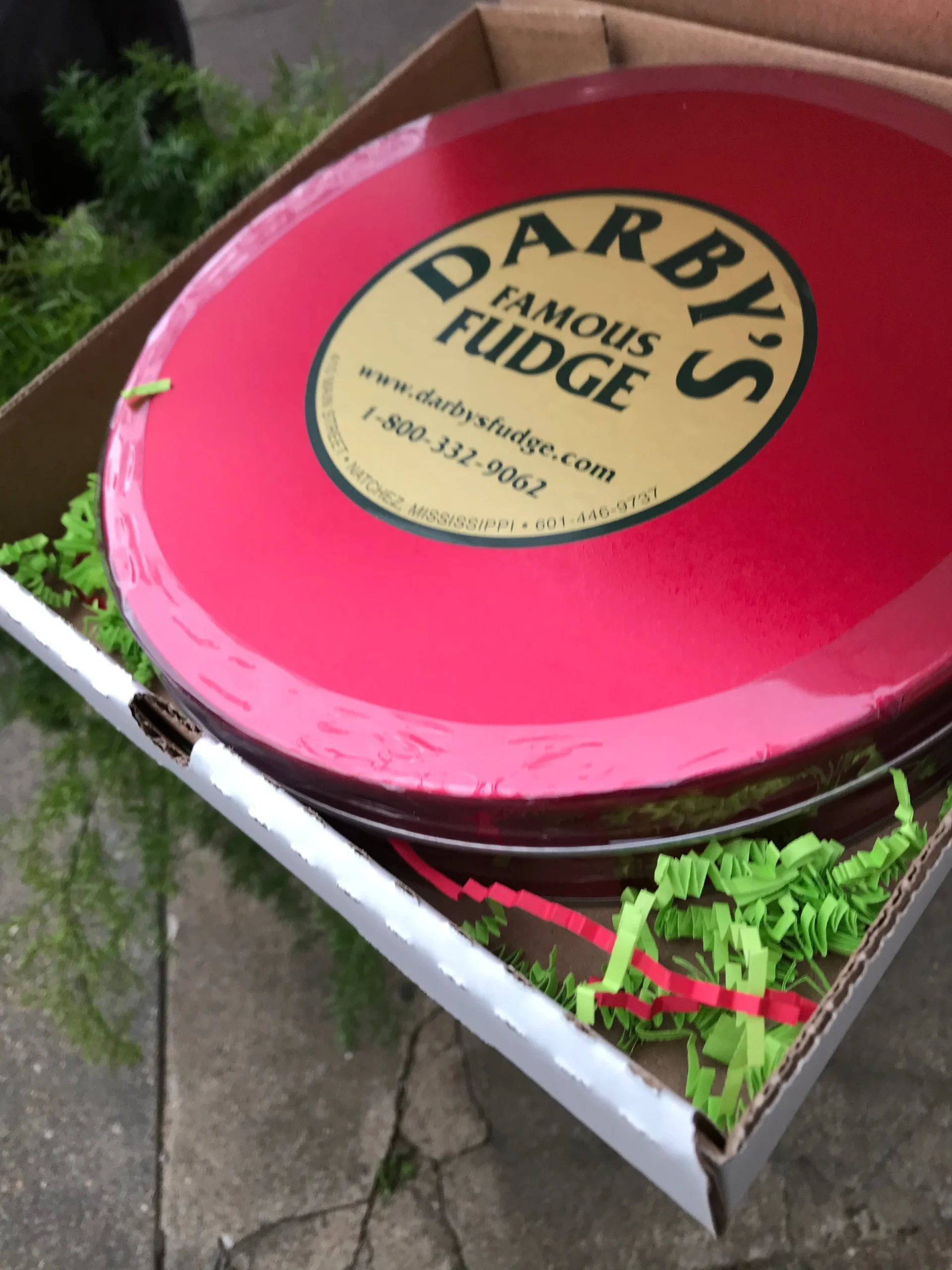 6 Pound Tin of Darby's Famous Fudge (Family Favorite) - Image 2